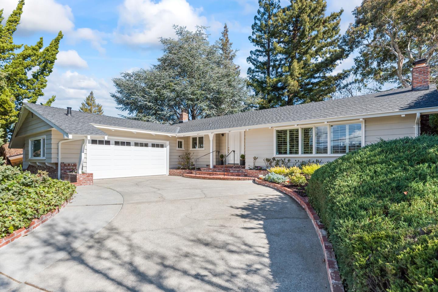 Neighborhood Neighborhood-16