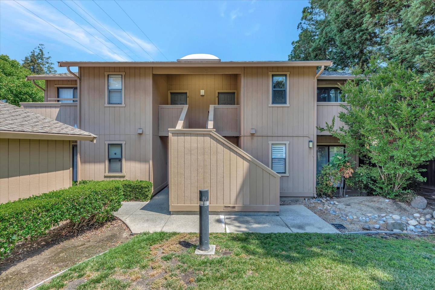 Neighborhood Neighborhood-5