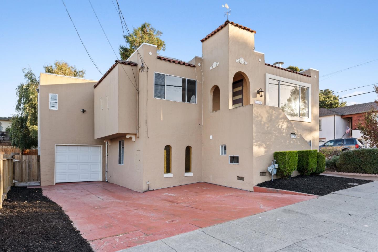 Neighborhood Neighborhood-5