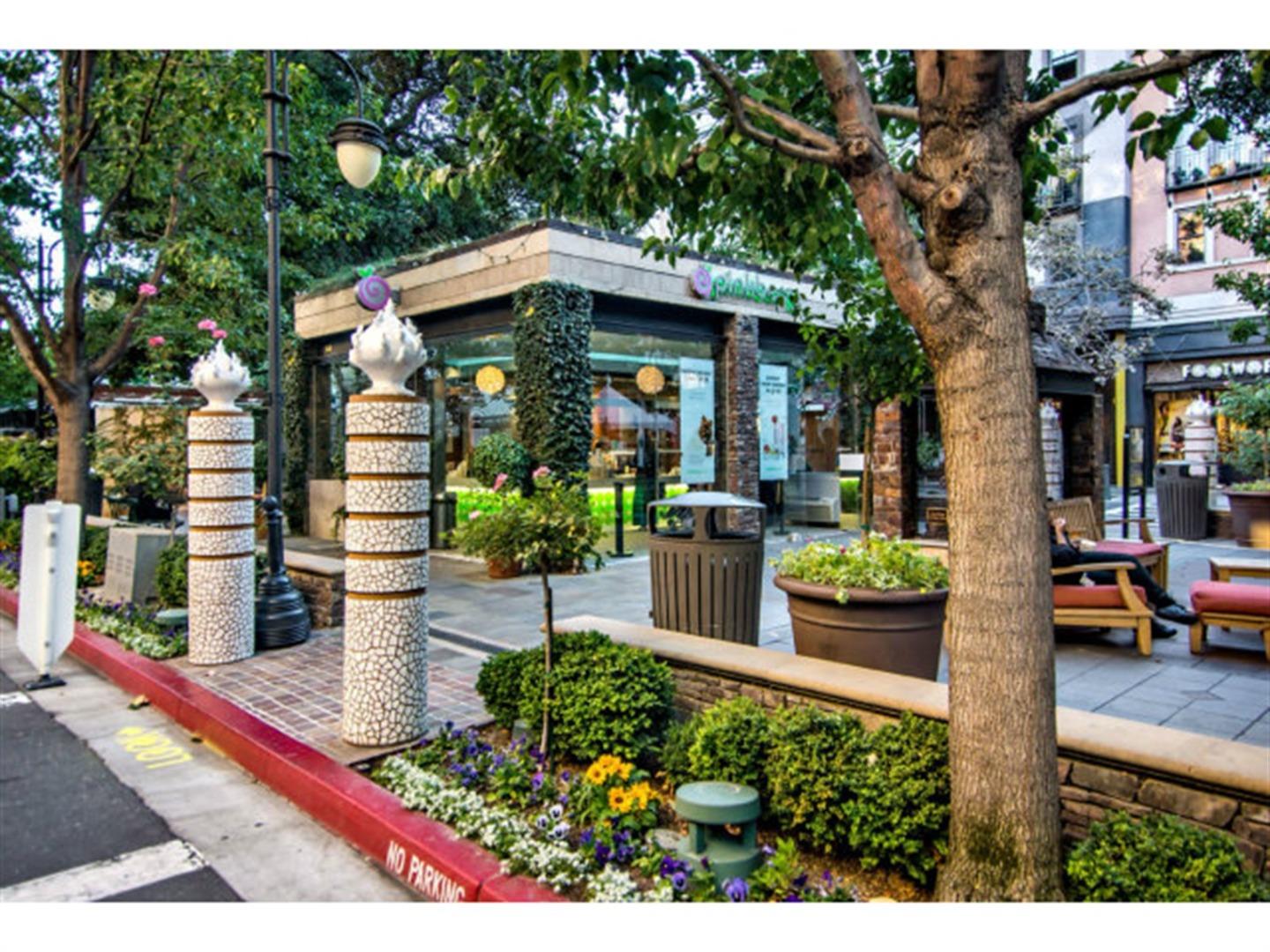 Neighborhood Neighborhood-12