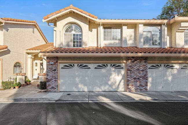 Neighborhood Neighborhood-32