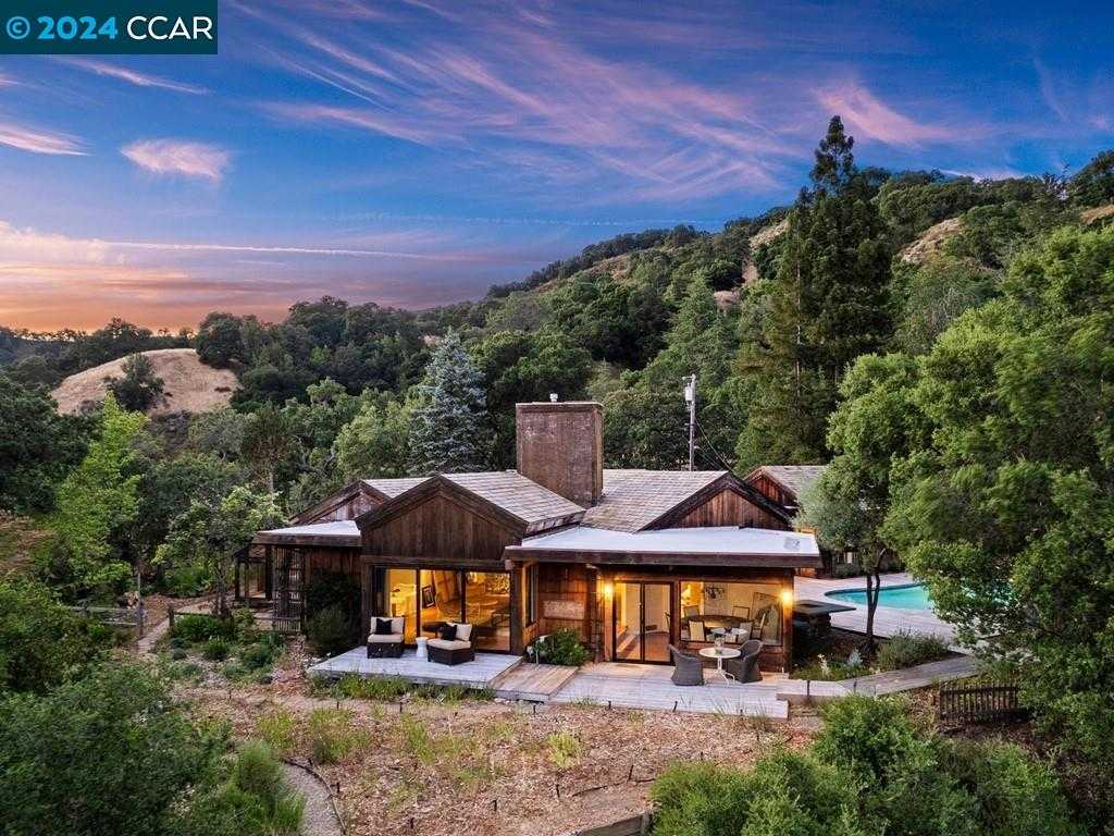 Neighborhood Neighborhood-9