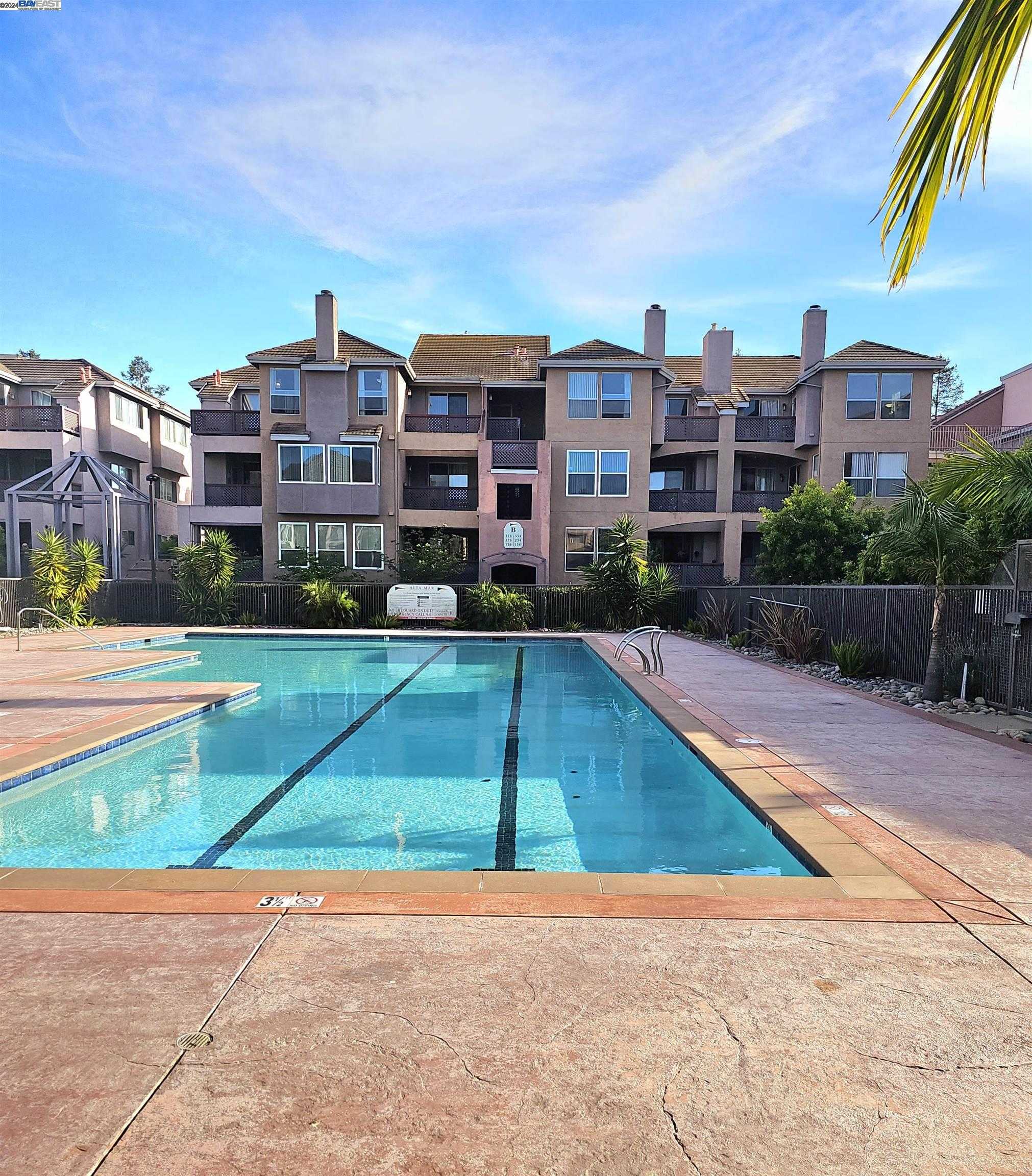 Neighborhood Neighborhood-8