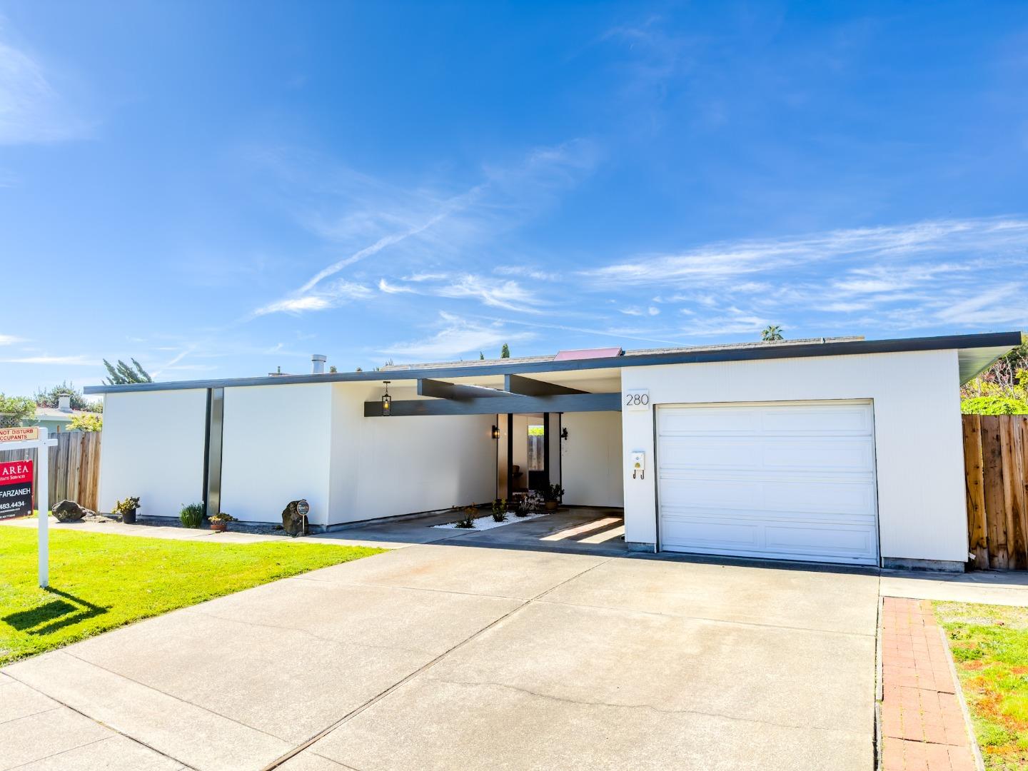 Neighborhood Neighborhood-22