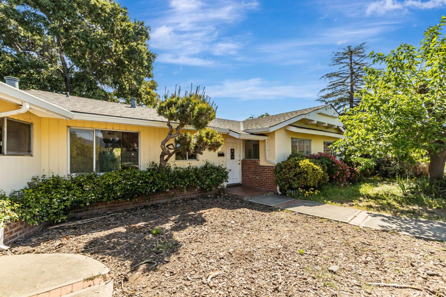 Neighborhood Neighborhood-17