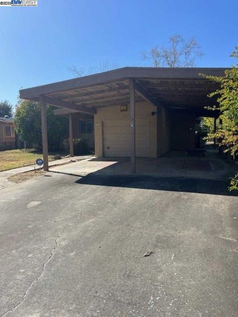 Neighborhood Neighborhood-16