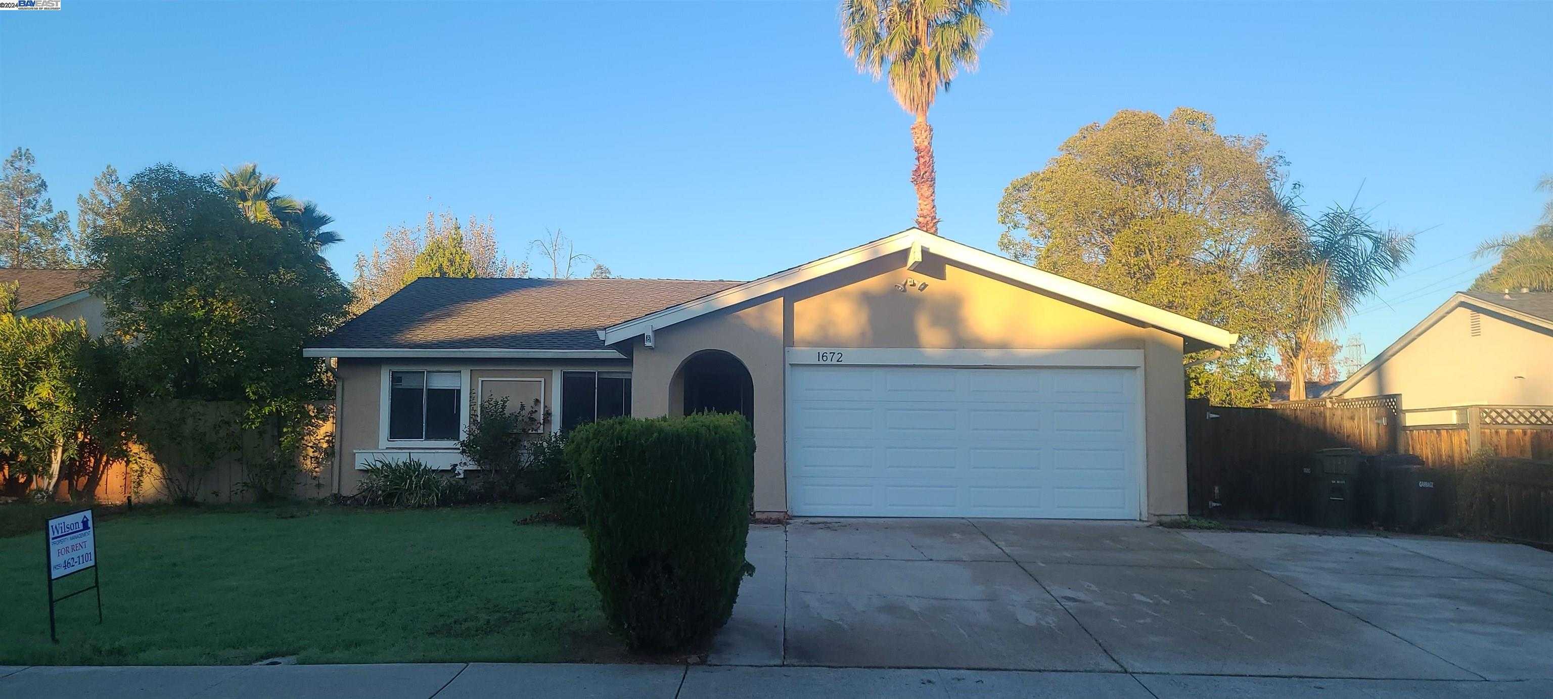 Neighborhood Neighborhood-3