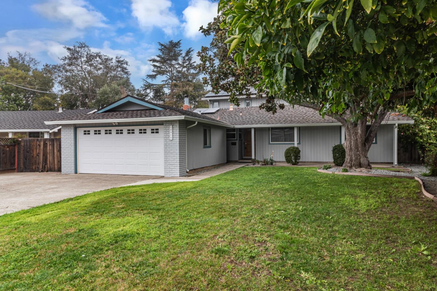 Neighborhood Neighborhood-13