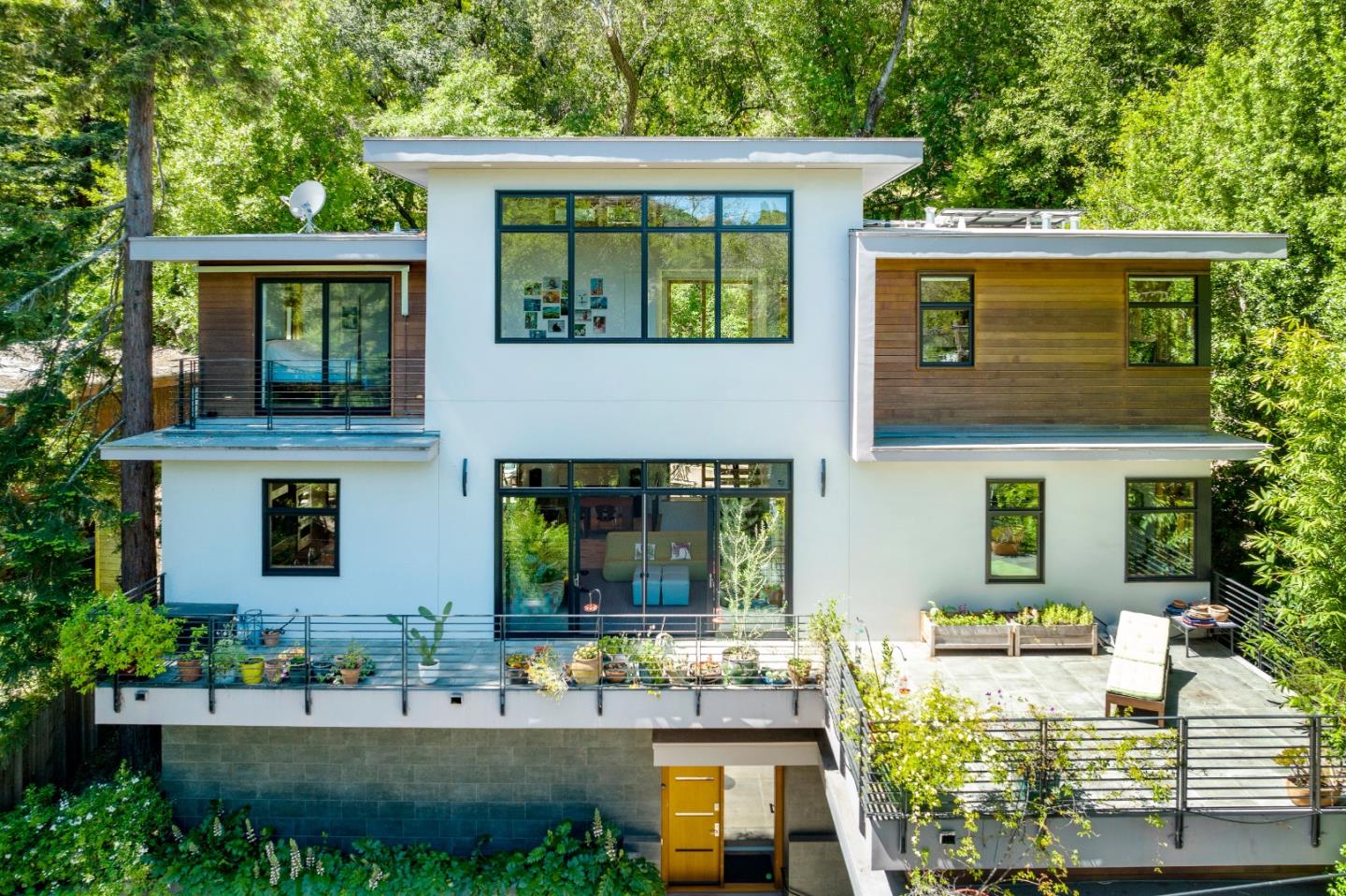 Neighborhood Neighborhood-6