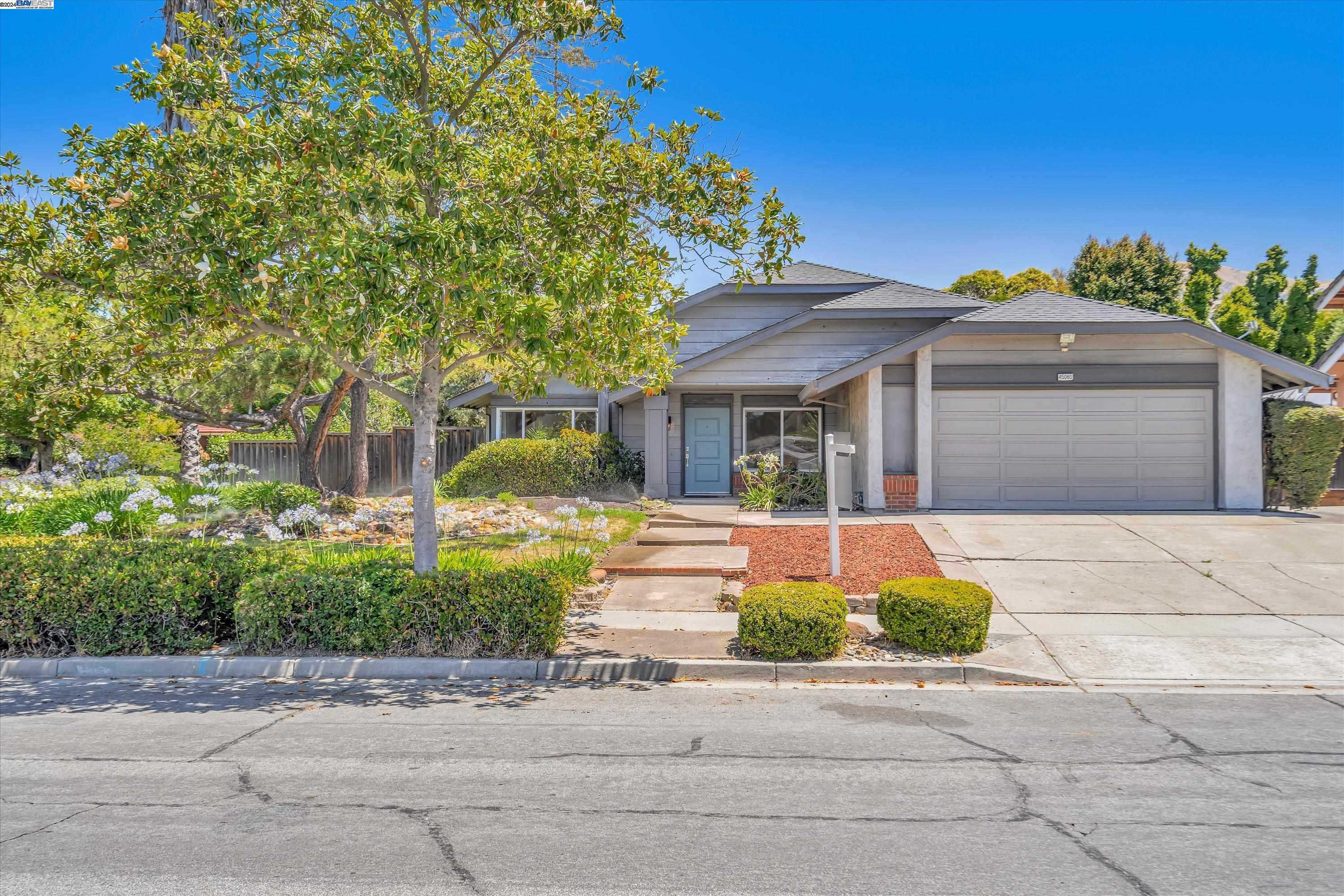 Neighborhood Neighborhood-13