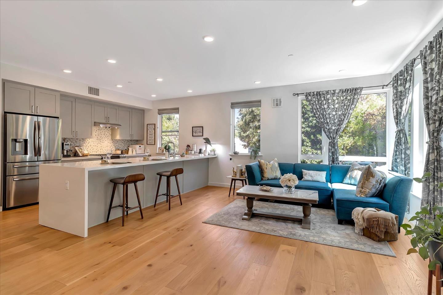 Neighborhood Neighborhood-3