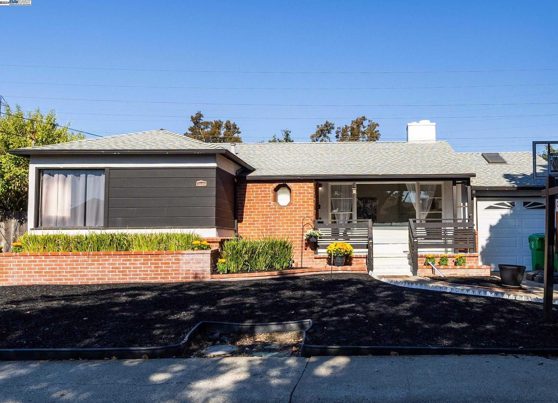 Neighborhood Neighborhood-12