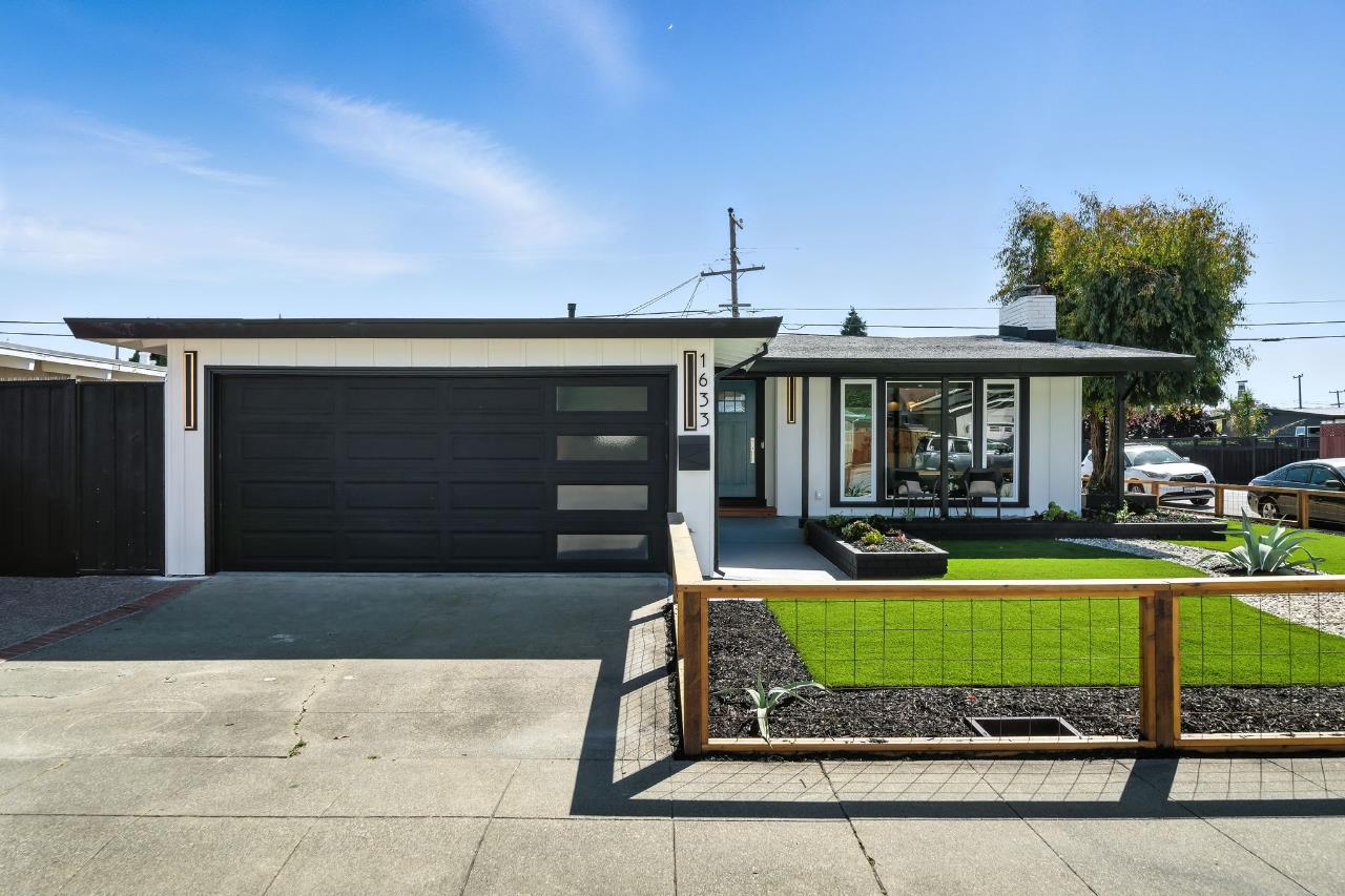 Neighborhood Neighborhood-8