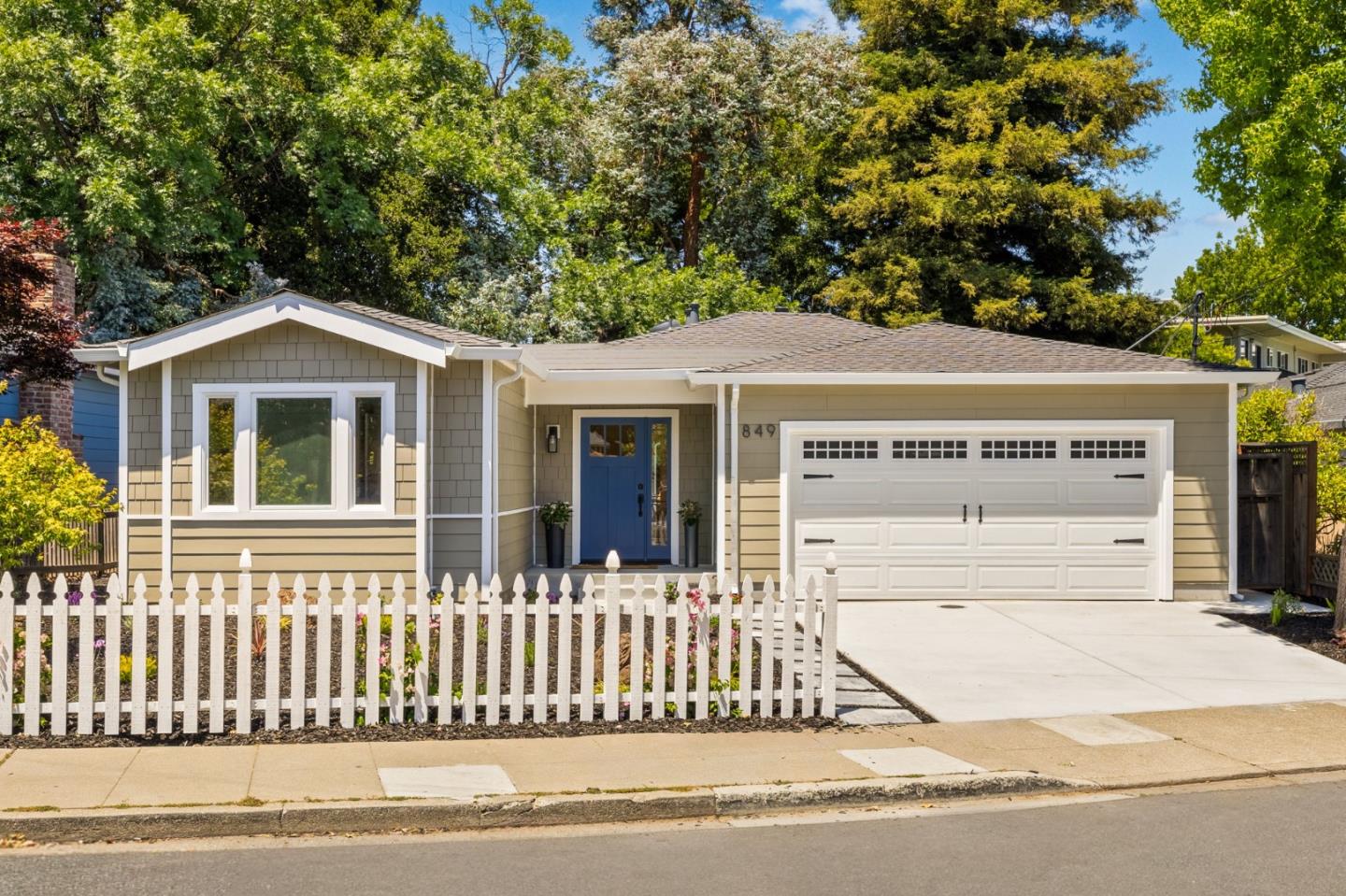 Neighborhood Neighborhood-9