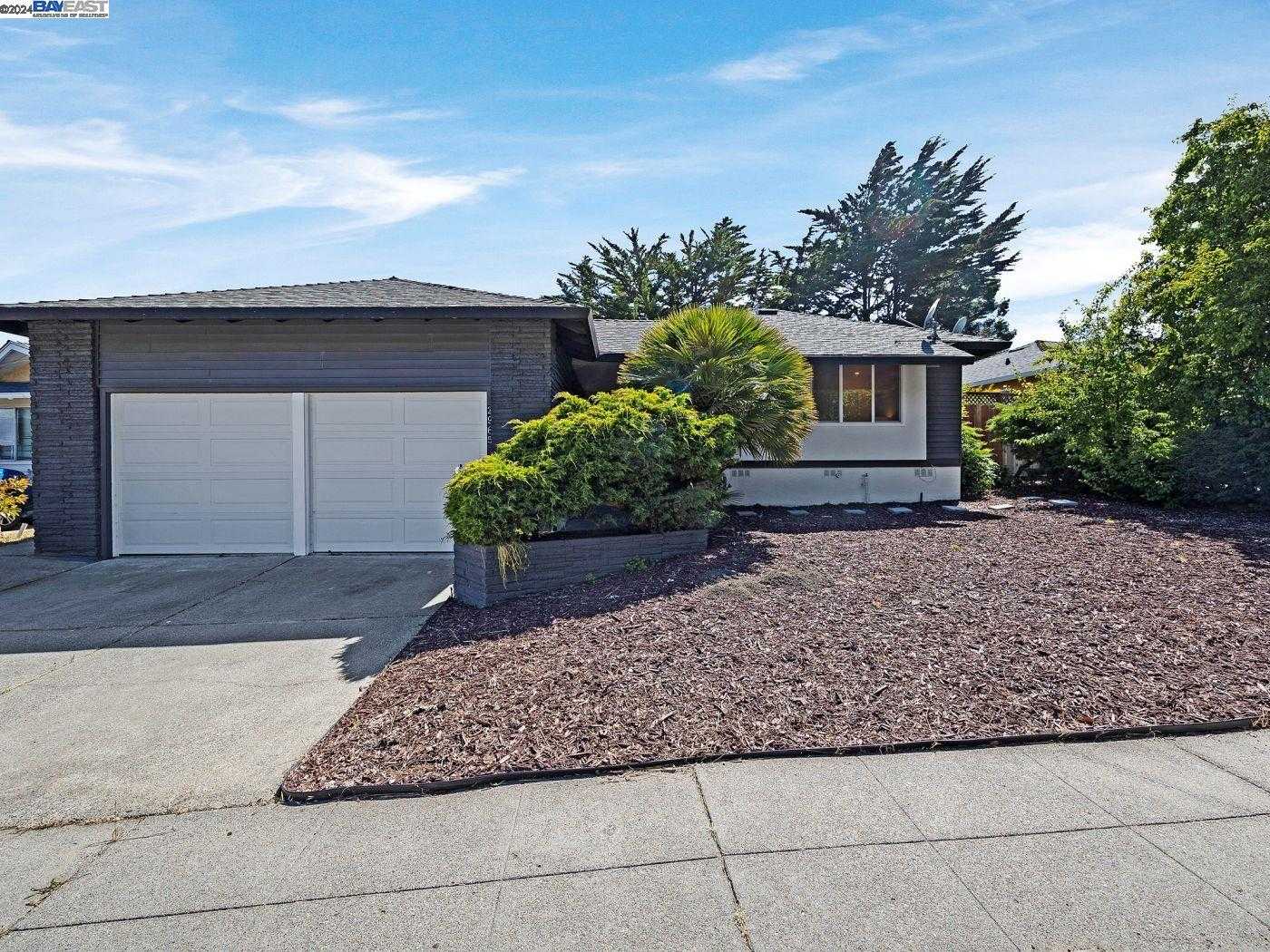 Neighborhood Neighborhood-12