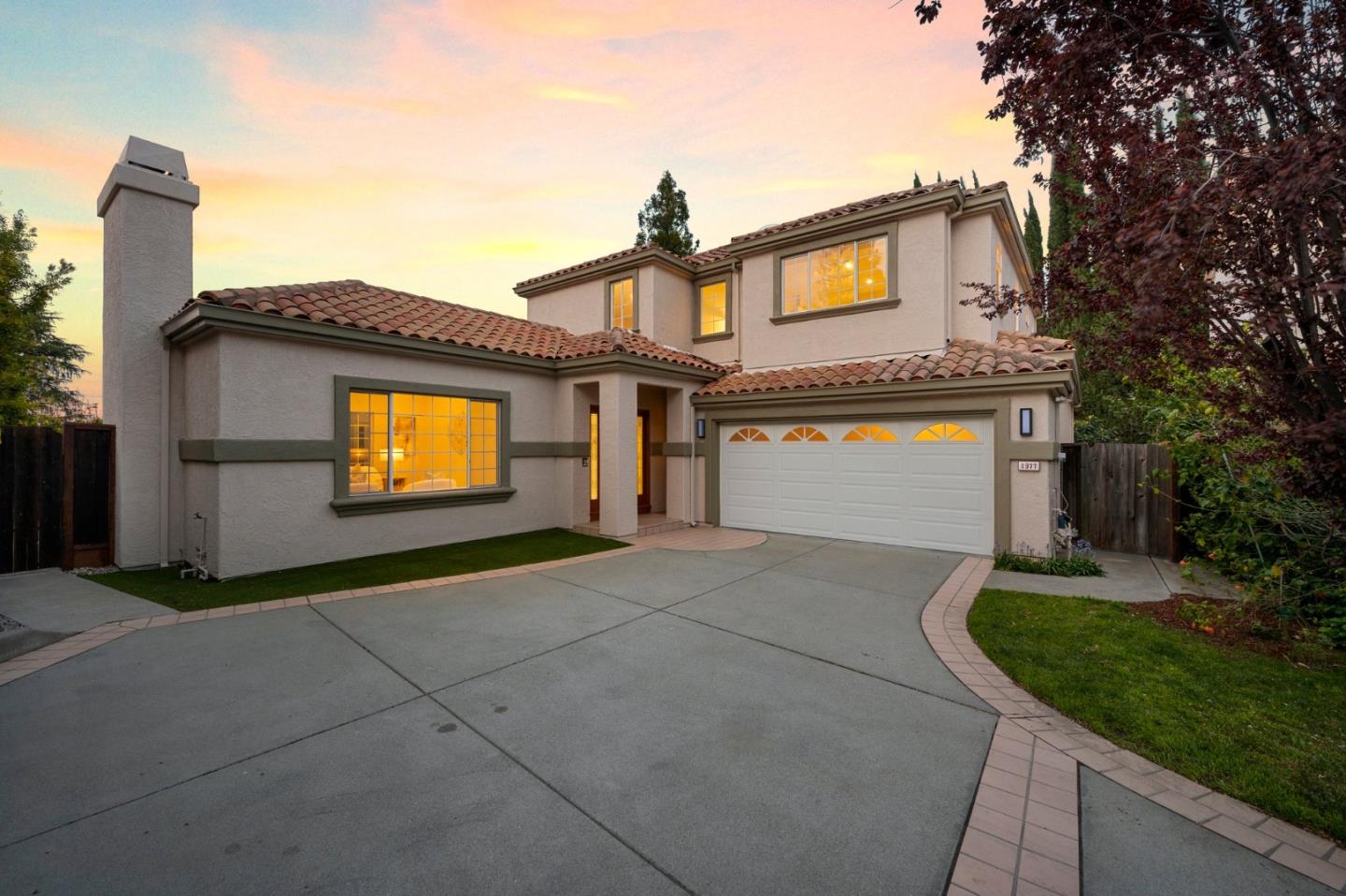 Neighborhood Neighborhood-23