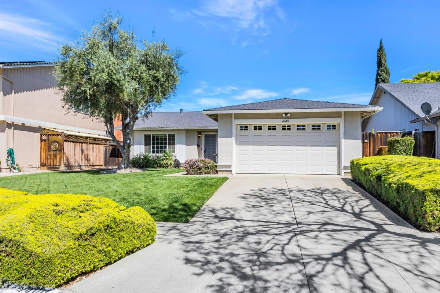 Neighborhood Neighborhood-16