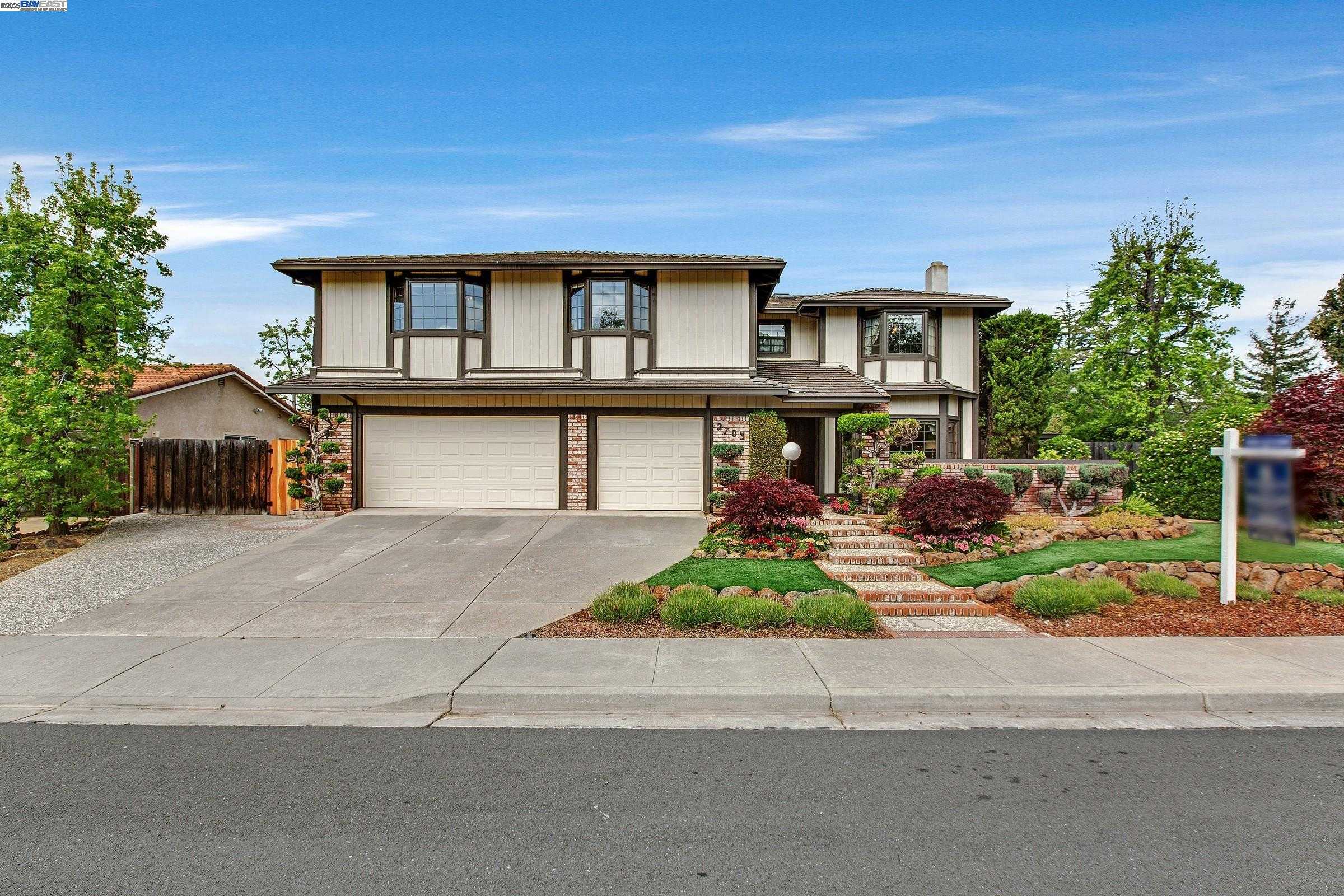 Neighborhood Neighborhood-14