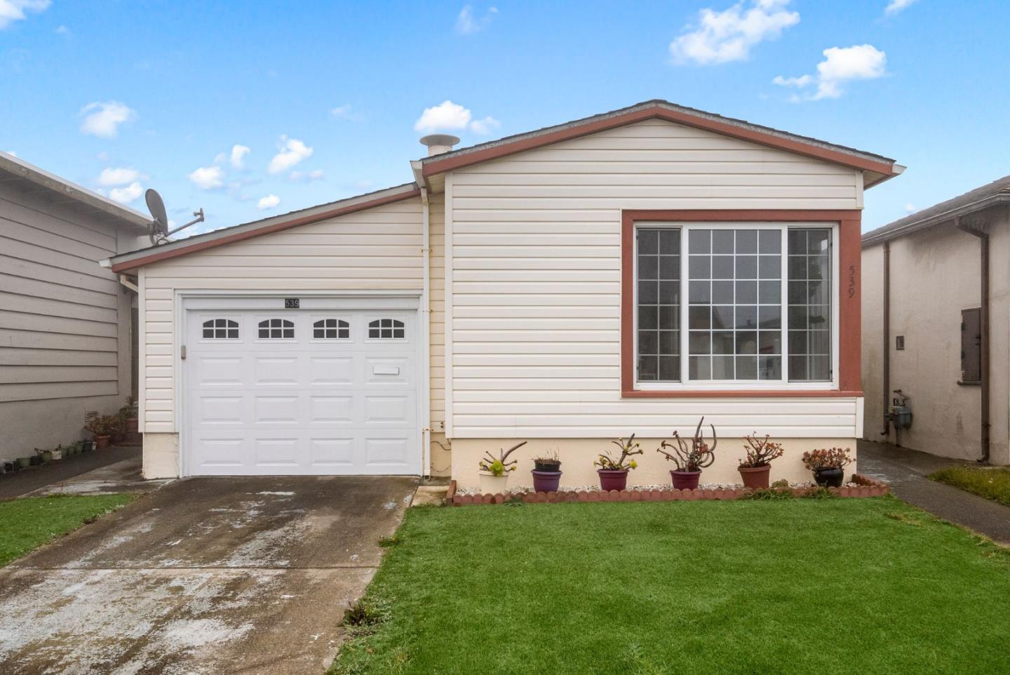 Neighborhood Neighborhood-4