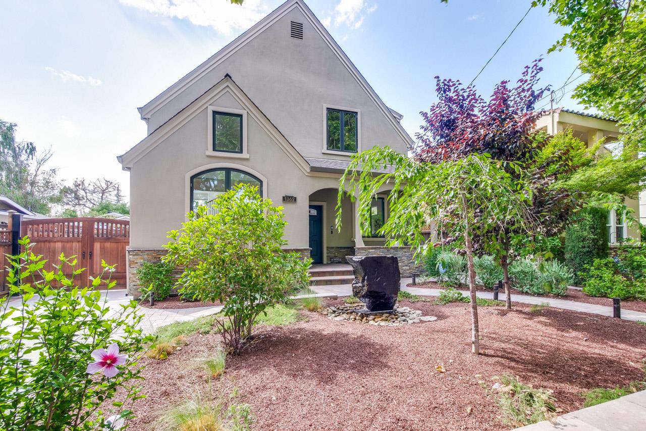 Neighborhood Neighborhood-42