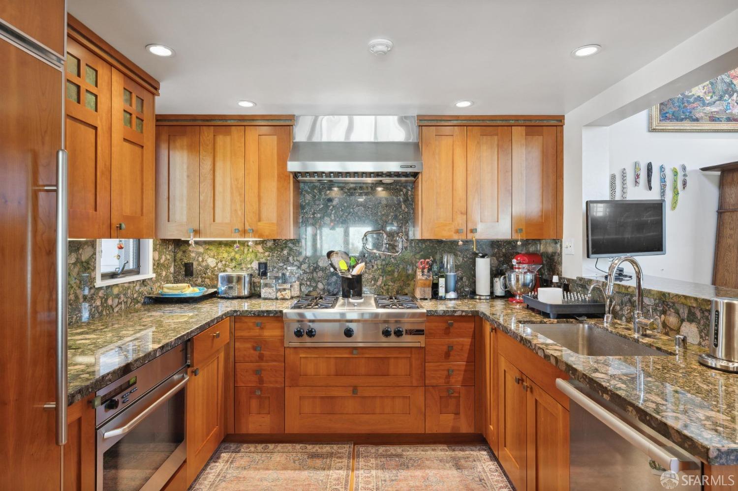 Neighborhood Neighborhood-22