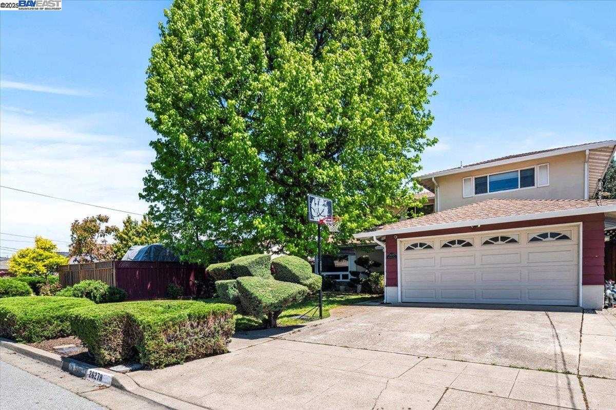 Neighborhood Neighborhood-13