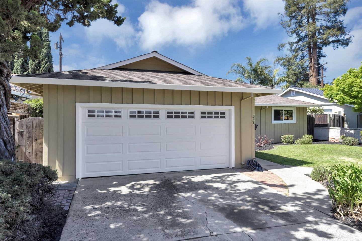 Neighborhood Neighborhood-19