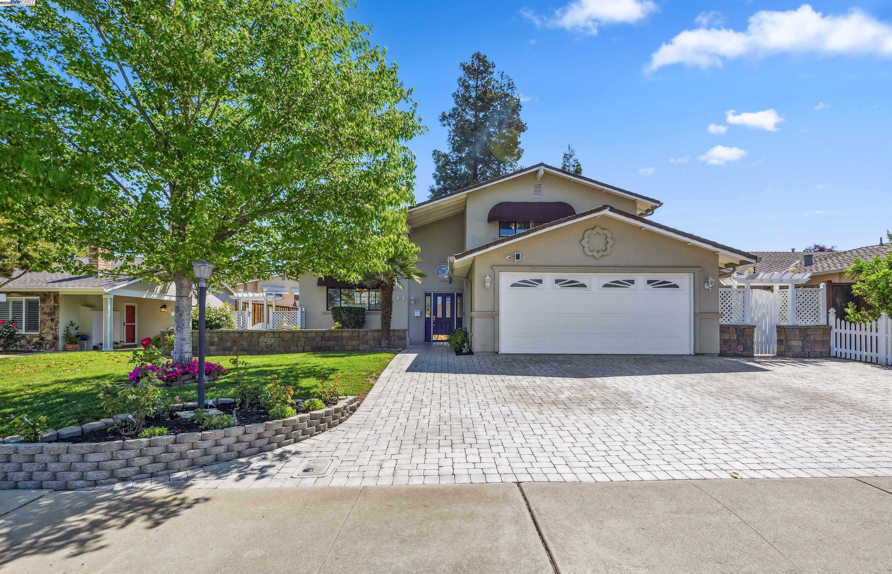 Neighborhood Neighborhood-13