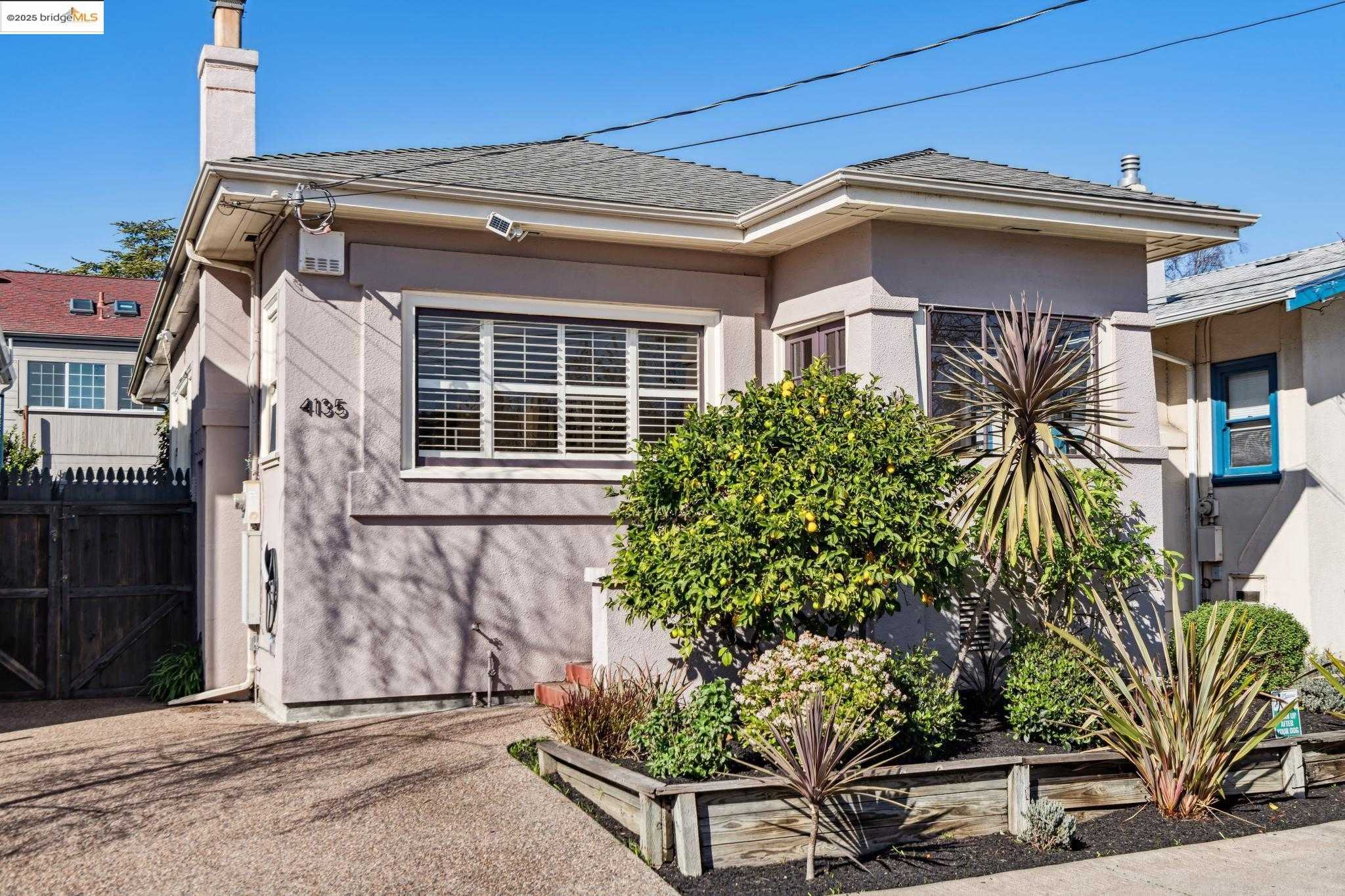 Neighborhood Neighborhood-1