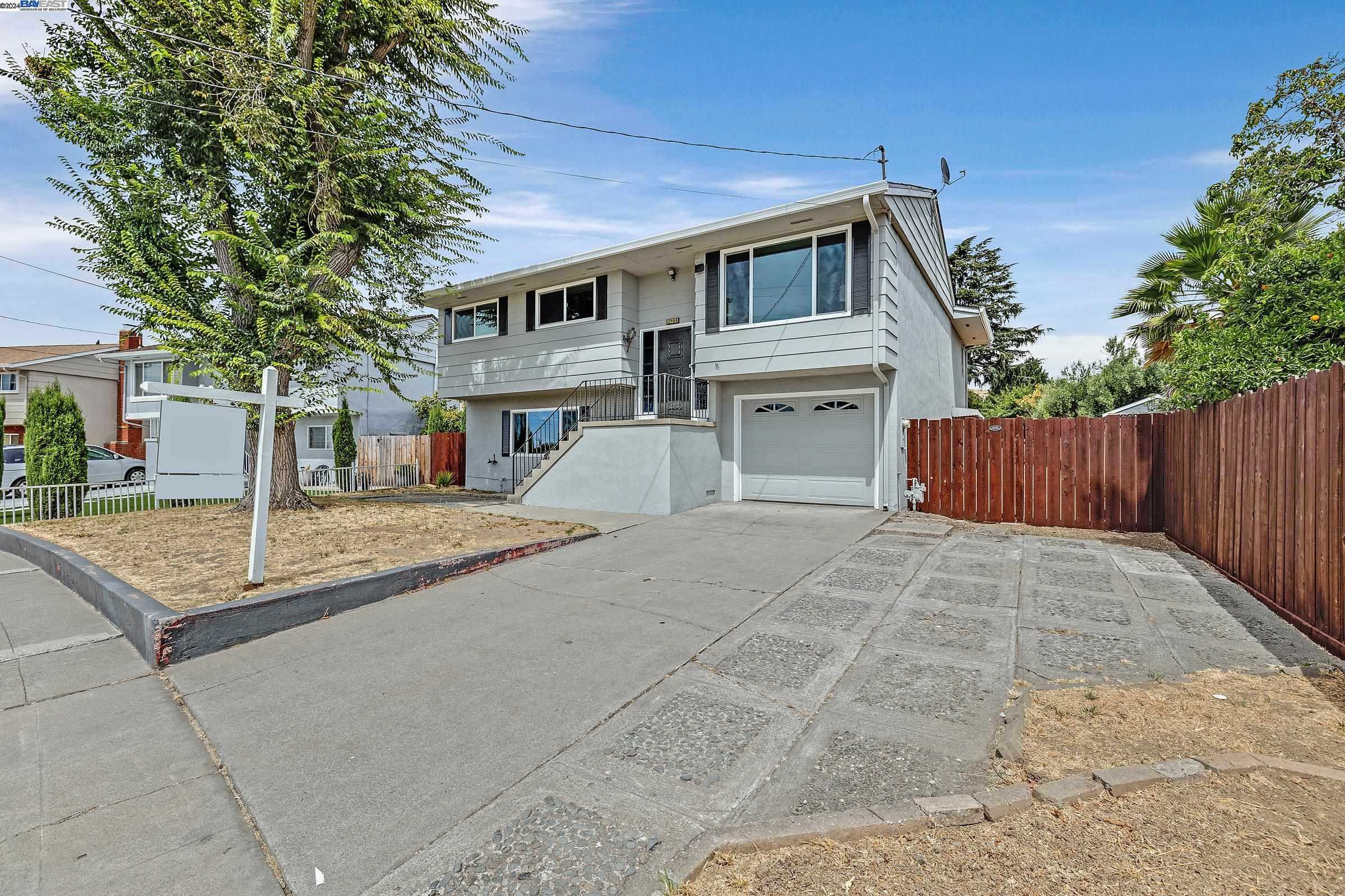 Neighborhood Neighborhood-64