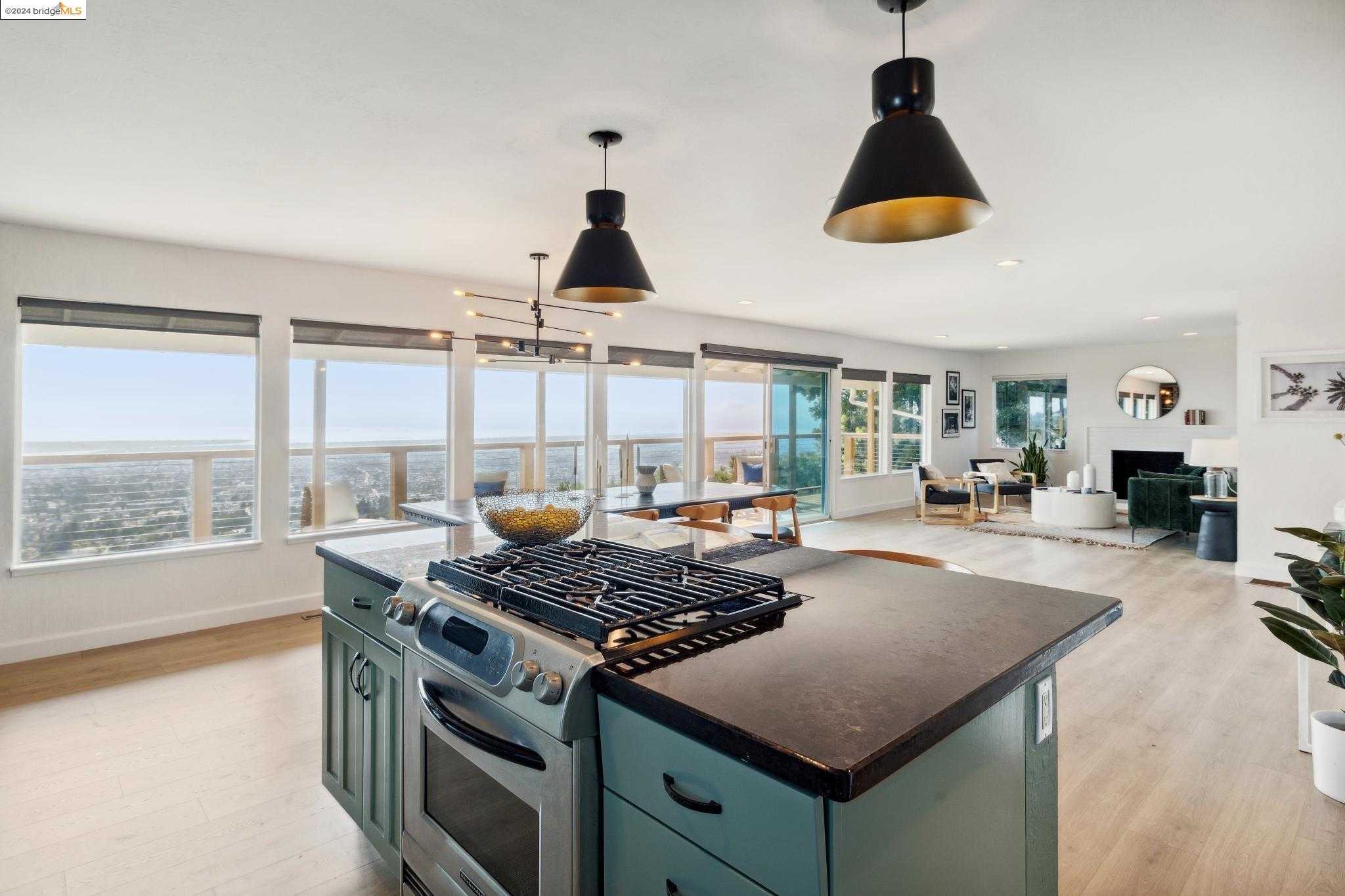 Neighborhood Neighborhood-6