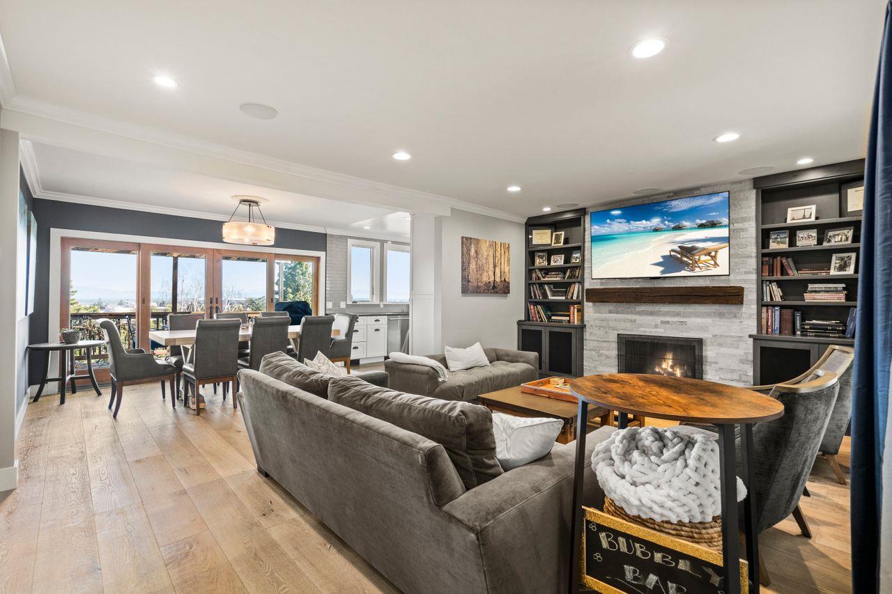 Neighborhood Neighborhood-13