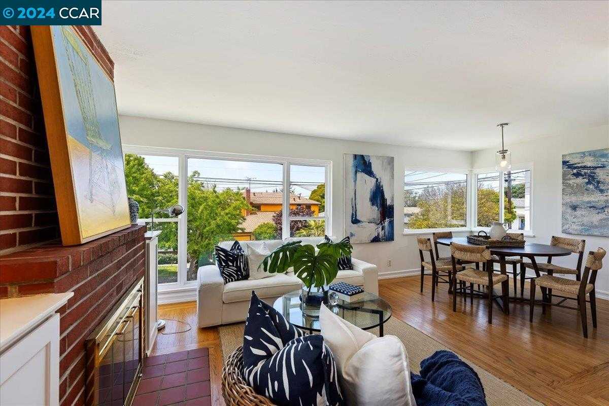 Neighborhood Neighborhood-28