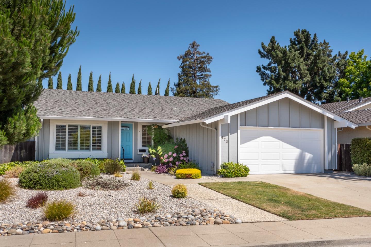 Neighborhood Neighborhood-12