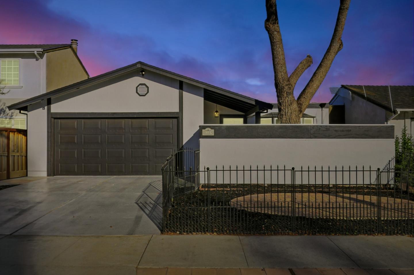 Neighborhood-4