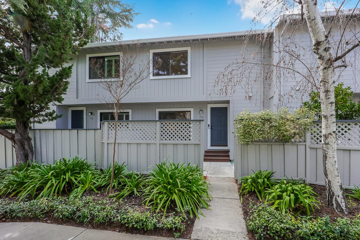 Neighborhood Neighborhood-15