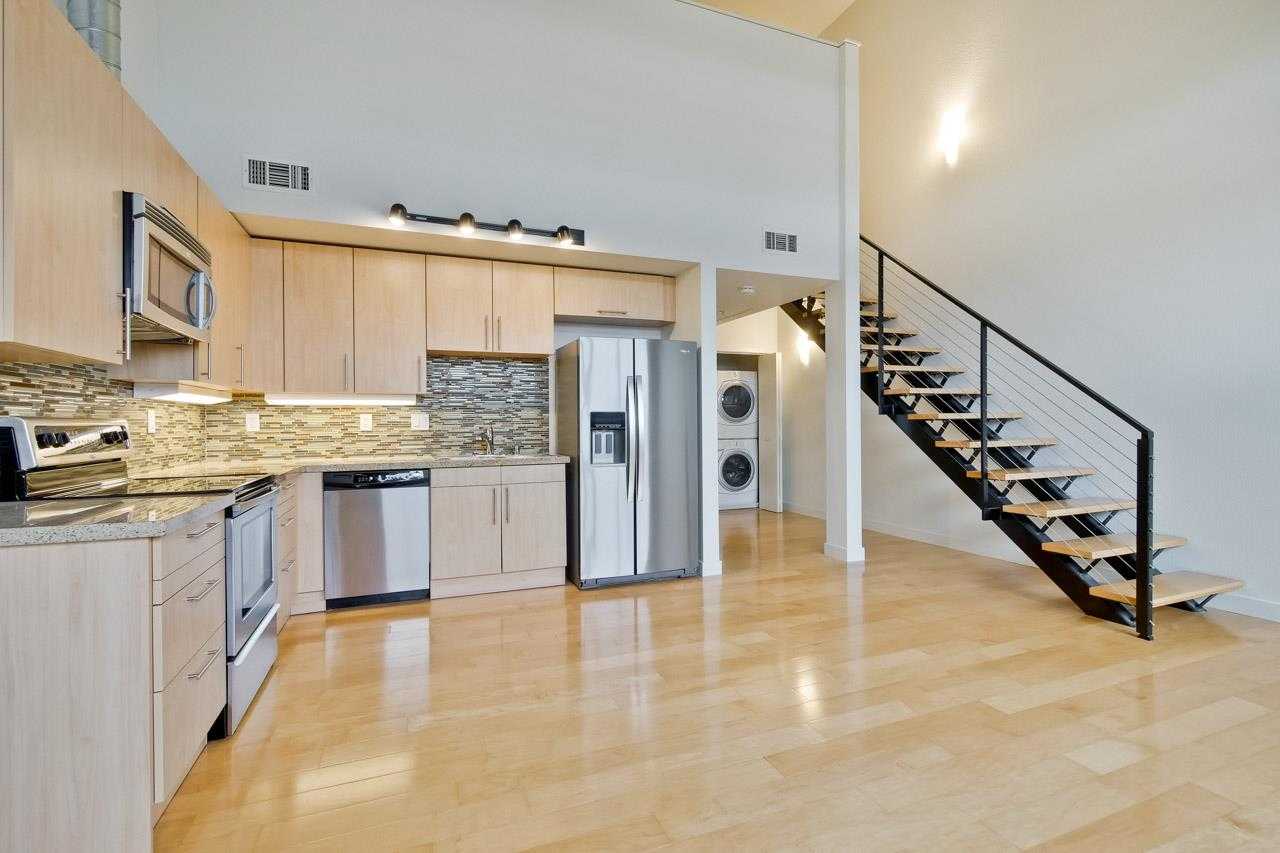 Neighborhood Neighborhood-32