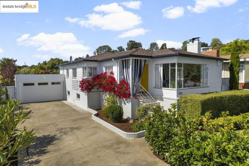 Neighborhood Neighborhood-3