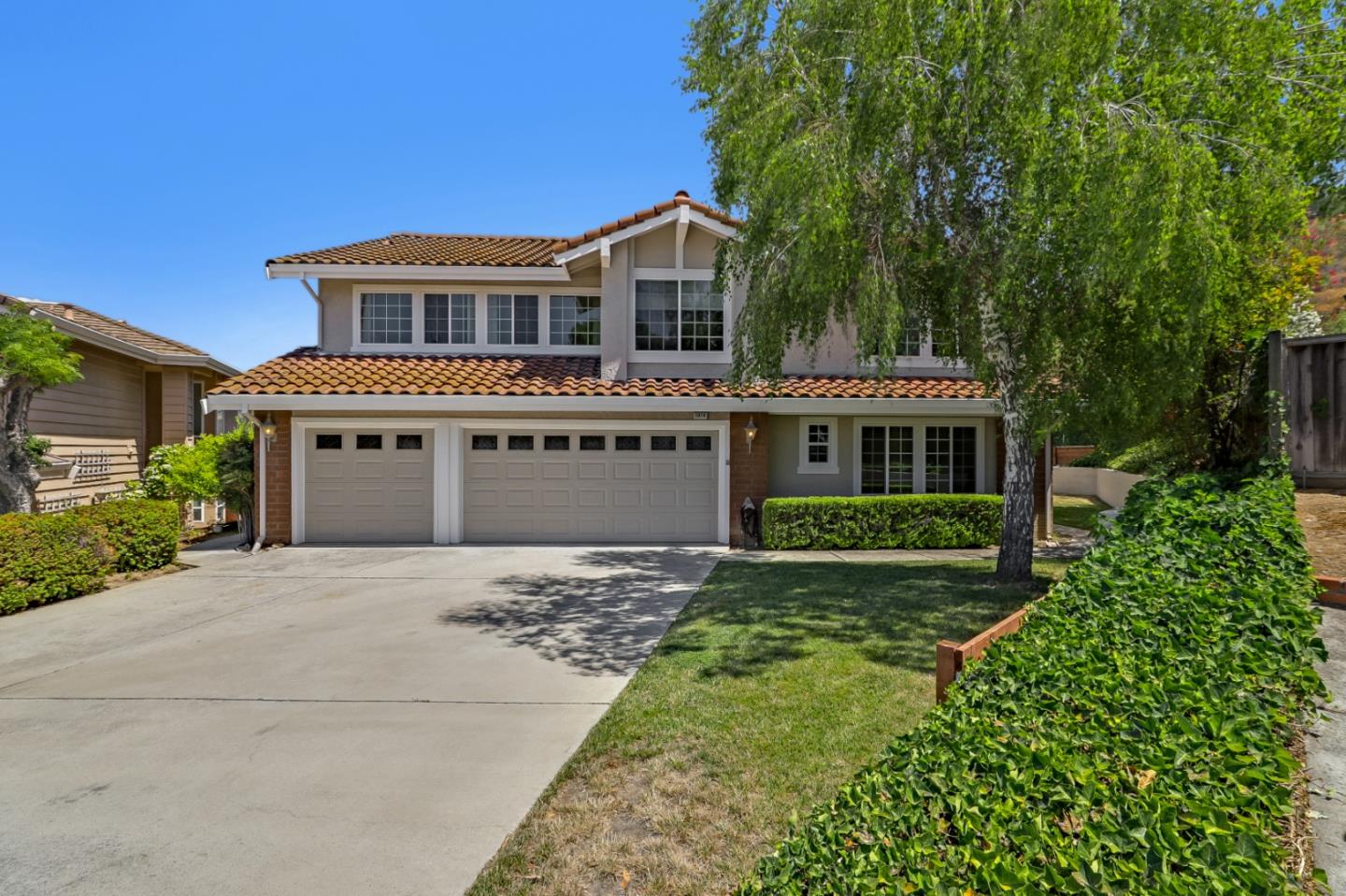 Neighborhood Neighborhood-51