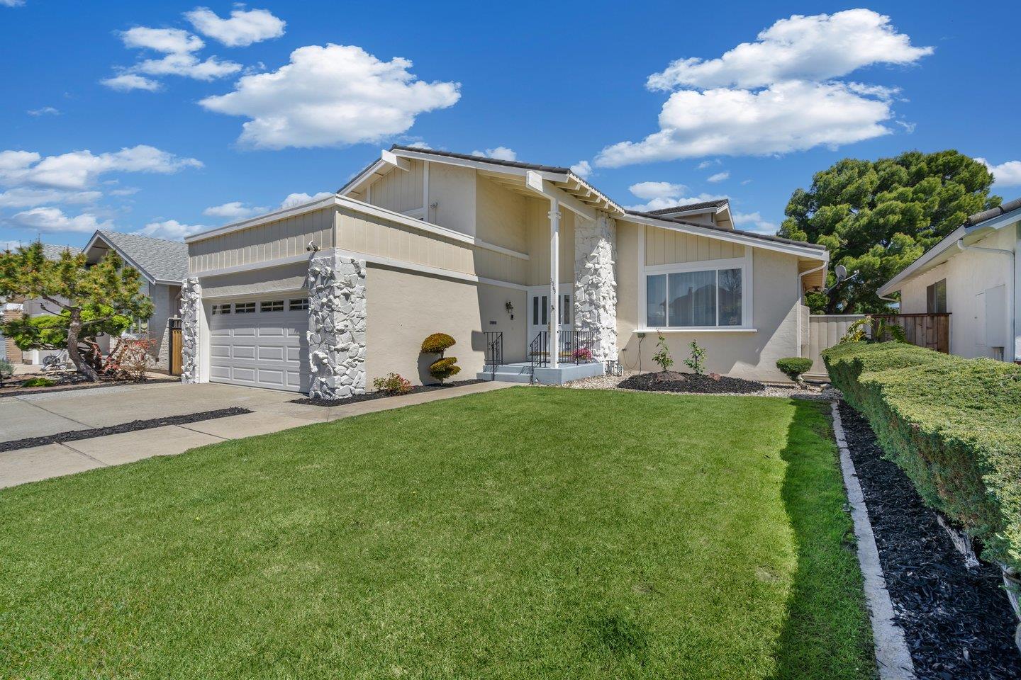 Neighborhood Neighborhood-21