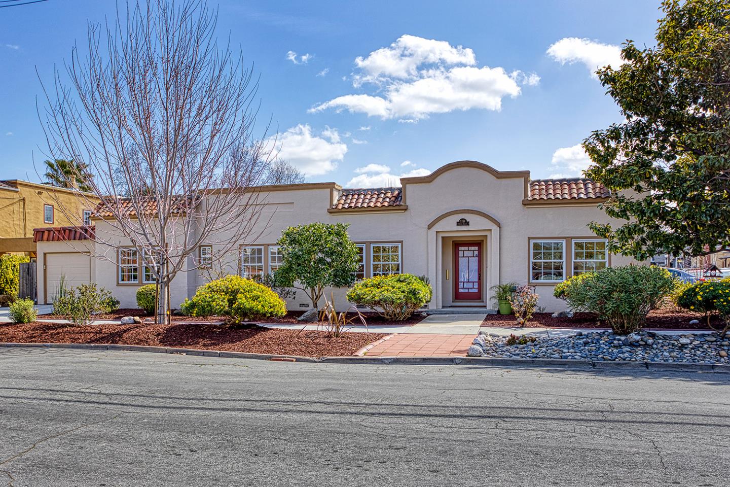 Neighborhood Neighborhood-28