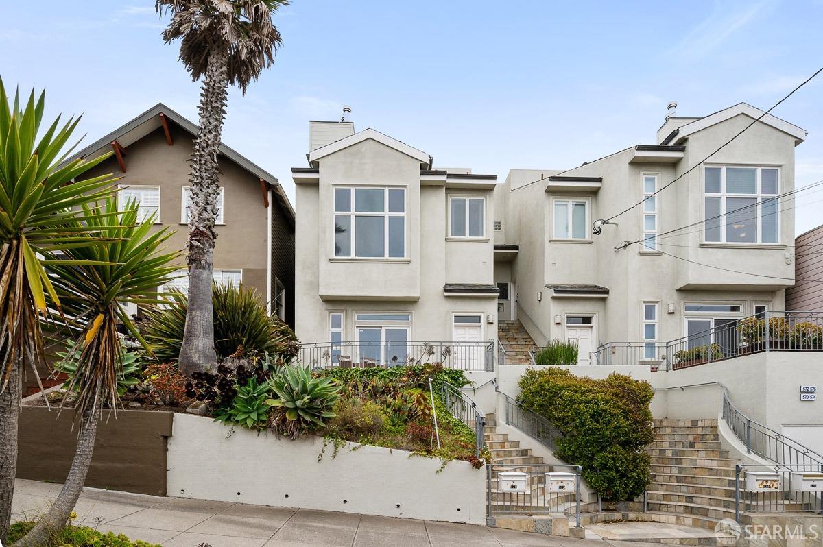 Neighborhood Neighborhood-133