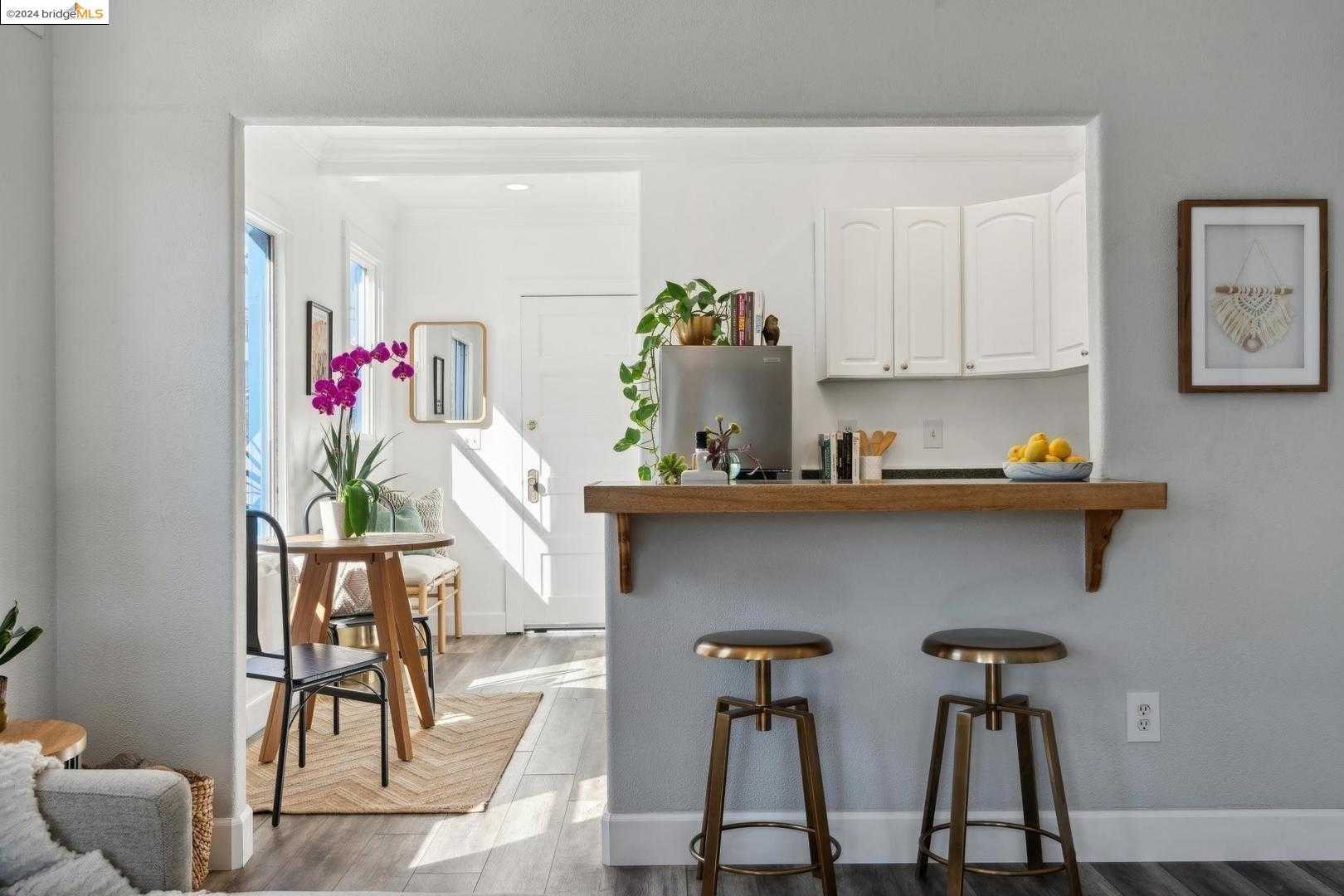 Neighborhood Neighborhood-19