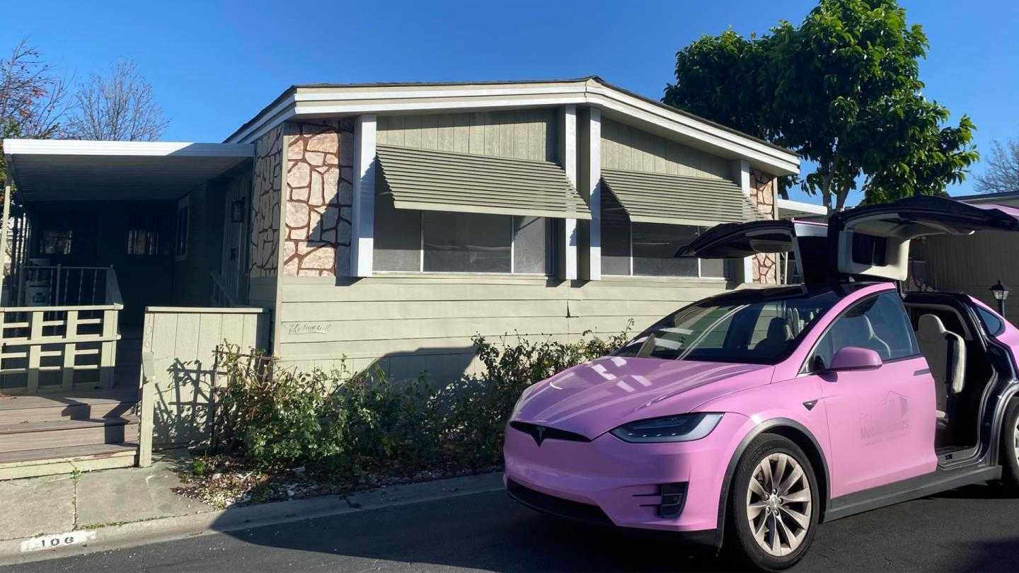 Neighborhood Neighborhood-30