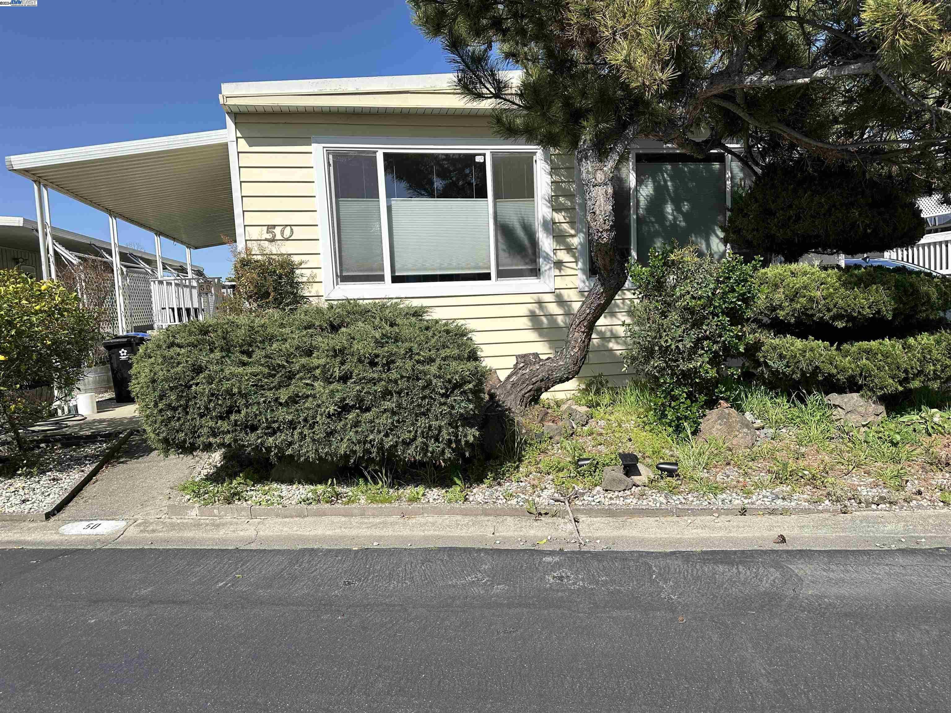 Neighborhood Neighborhood-10