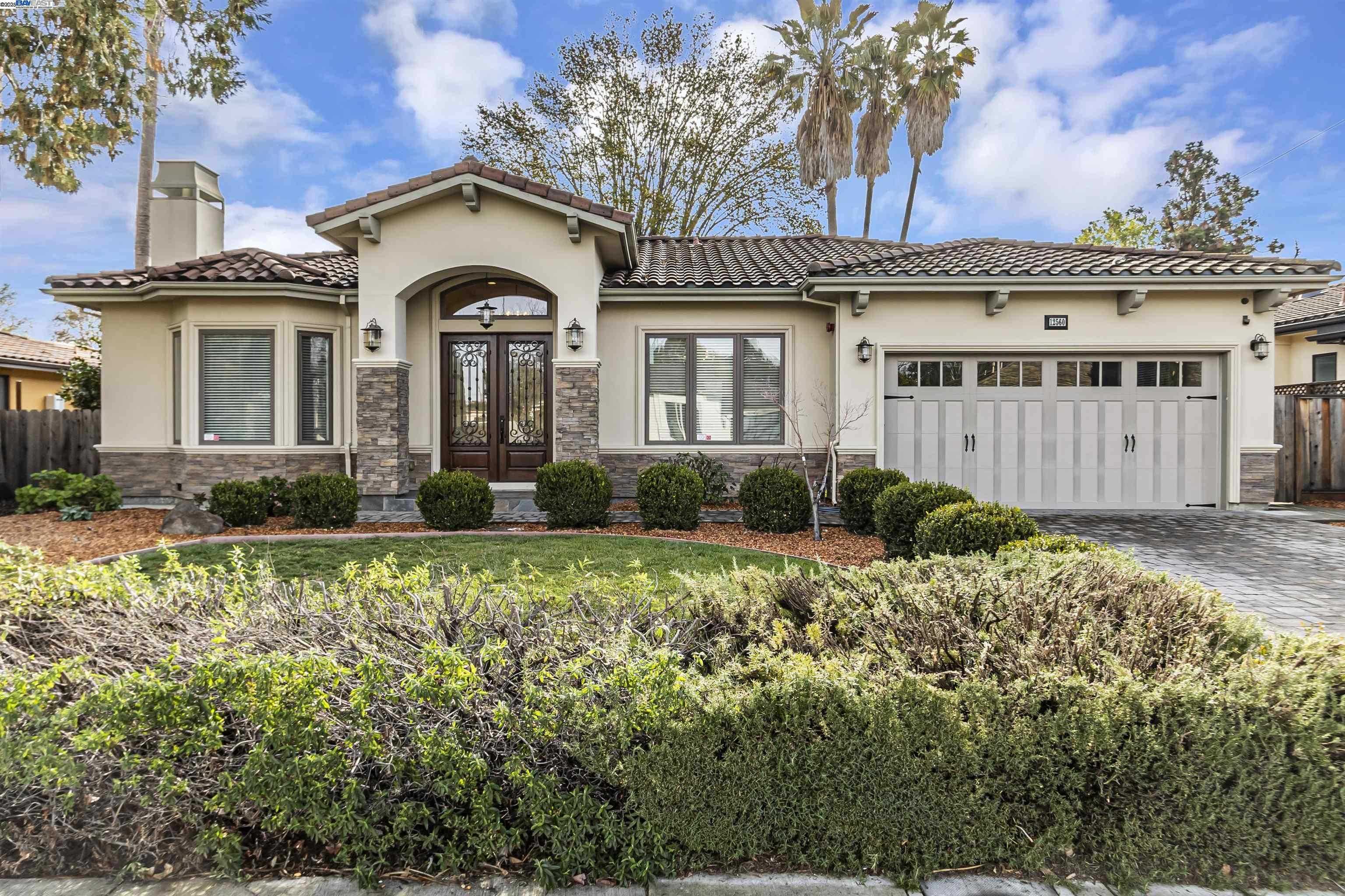 Neighborhood Neighborhood-1