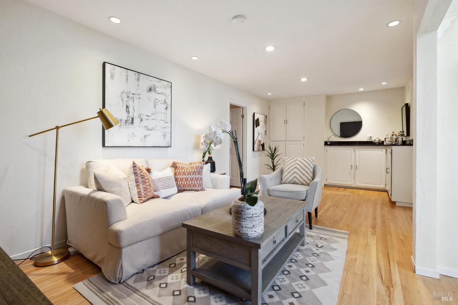 Neighborhood Neighborhood-18