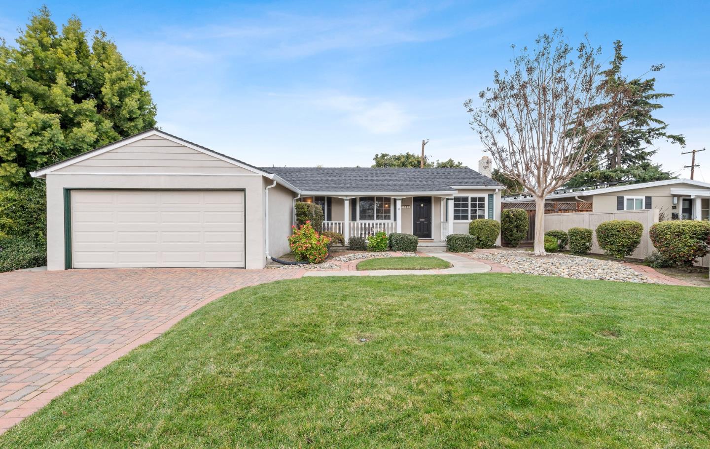 Neighborhood Neighborhood-96