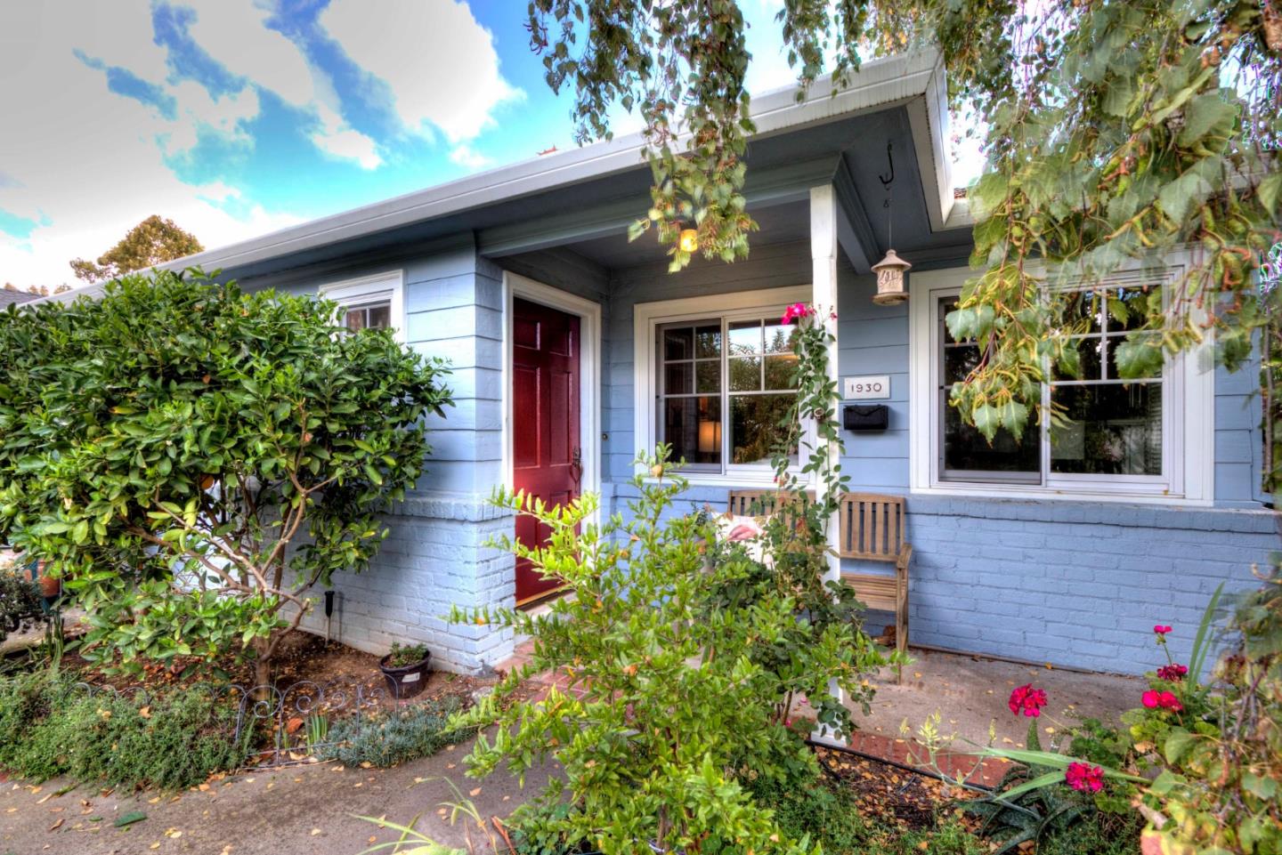 Neighborhood Neighborhood-61