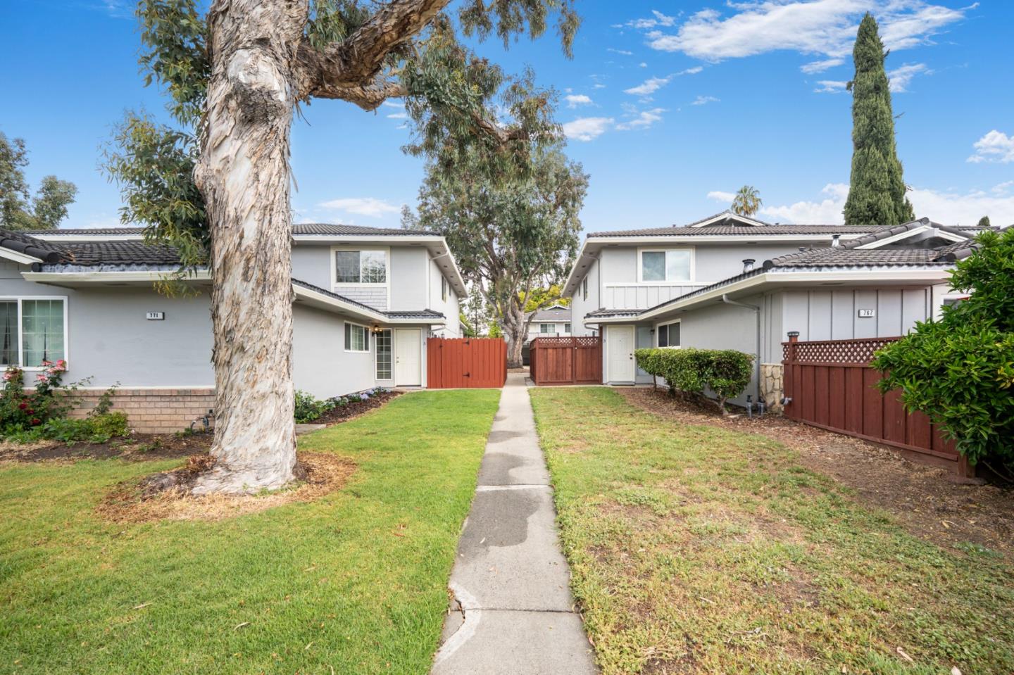 Neighborhood Neighborhood-4